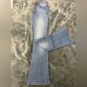 Light Wash KanCan Jeans Size 7/27